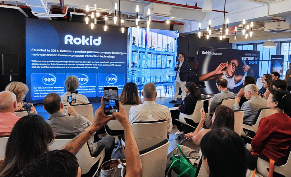 AI眼镜的“小而美”Rokid先交卷了瓦力棋牌5天爆卖40000台做AR+(图7)